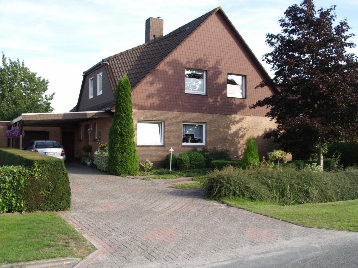 Ferienwohnung Mona, 65314 Moormerland エクステリア 写真